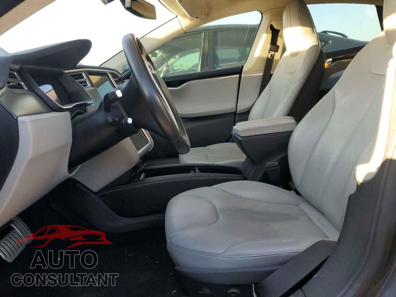 TESLA MODEL S 2015 - 5YJSA1E42FF105320