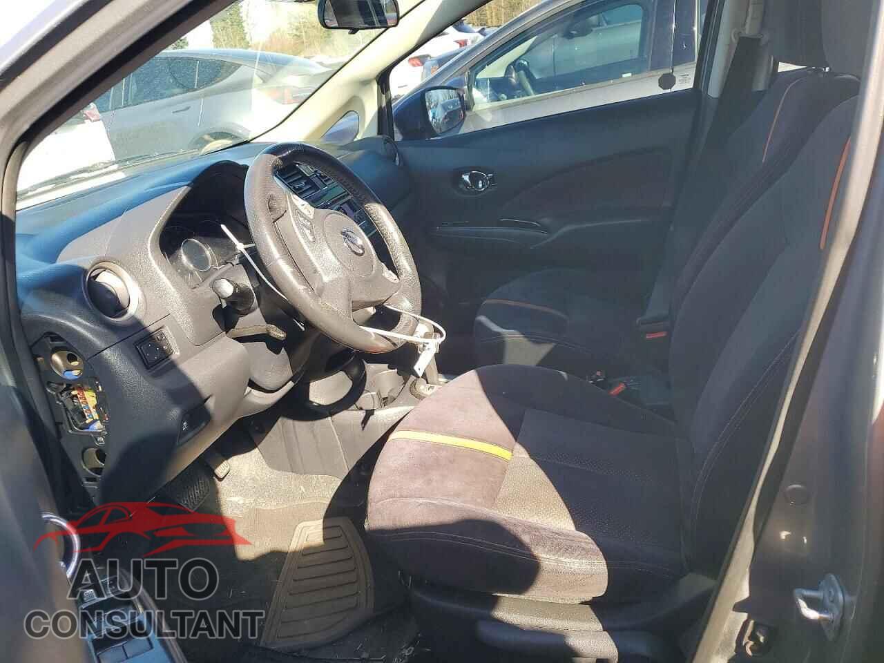 NISSAN VERSA NOTE 2015 - 3N1CE2CP9FL369294