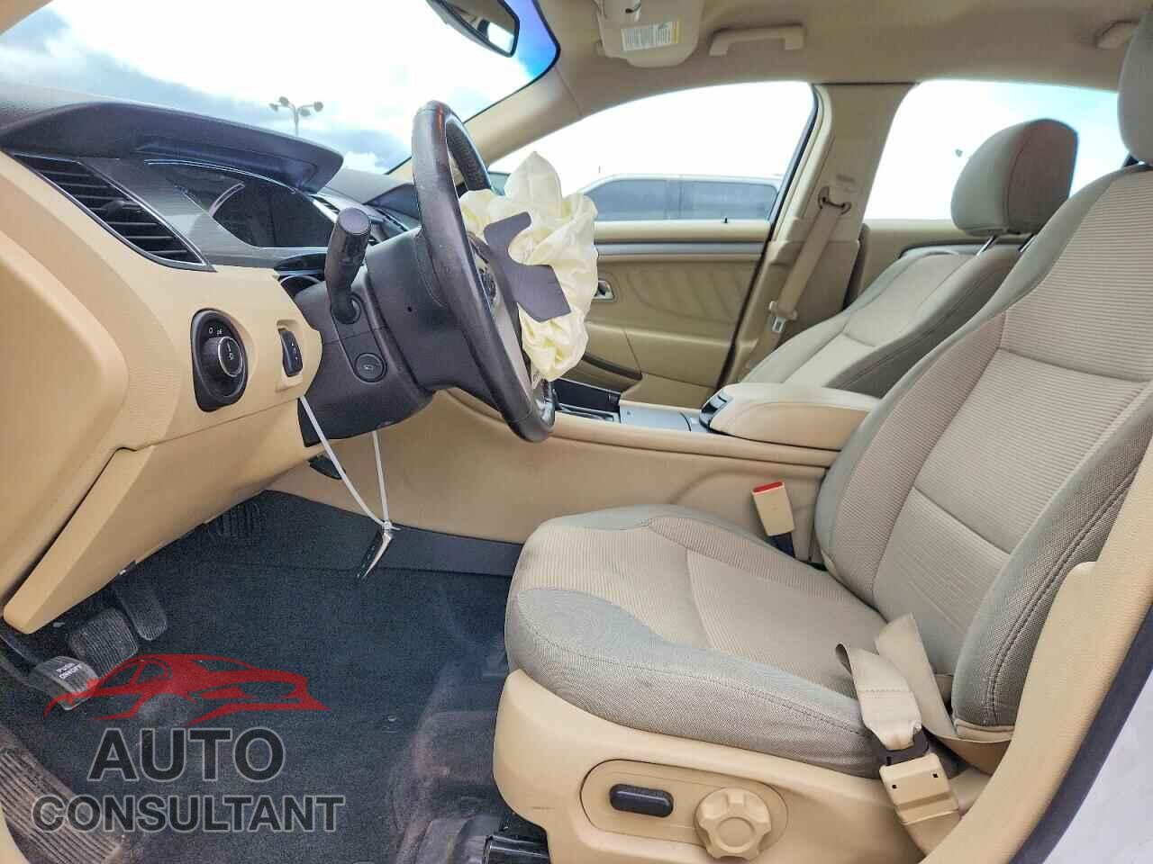 FORD TAURUS 2015 - 1FAHP2E86FG192331