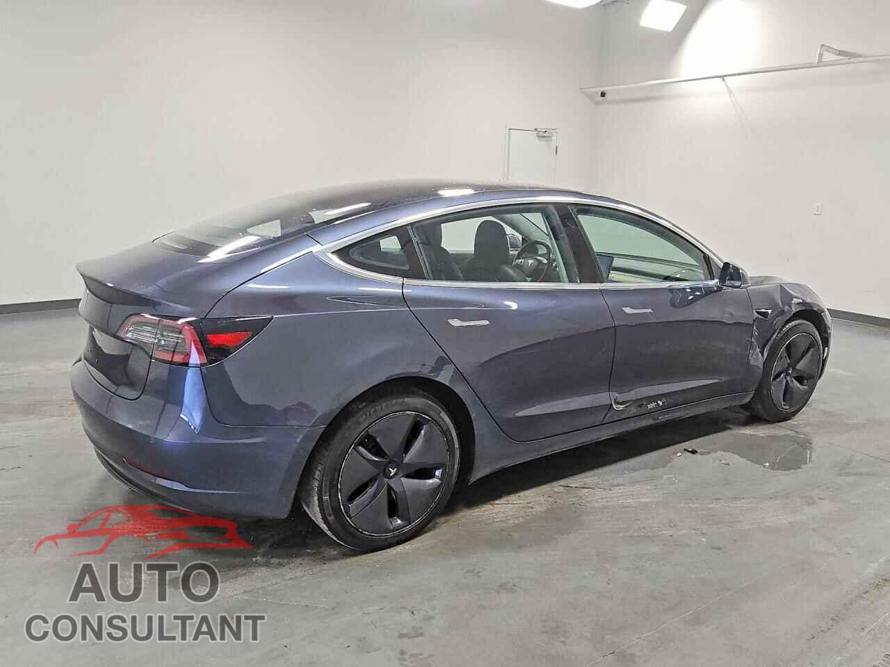 TESLA MODEL 3 2018 - 5YJ3E1EA7JF028158