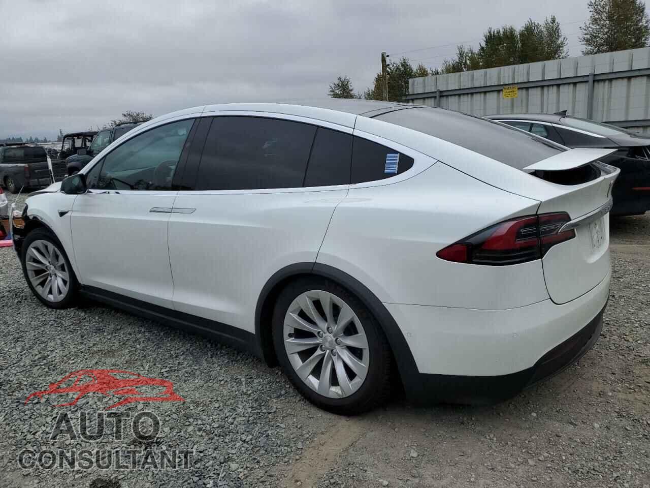 TESLA MODEL X 2020 - 5YJXCAE28LF250016