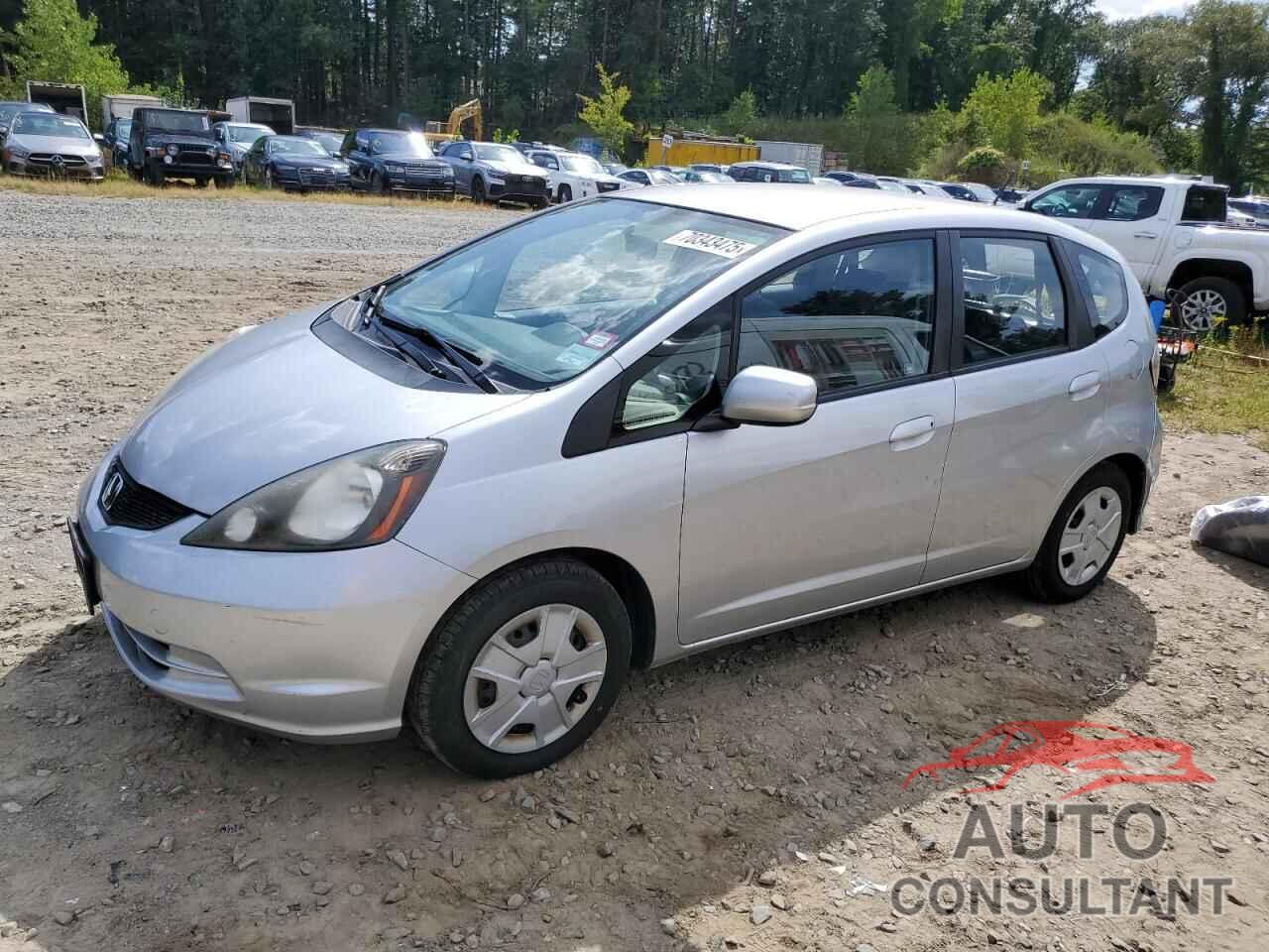 HONDA FIT 2013 - JHMGE8H37DC005163