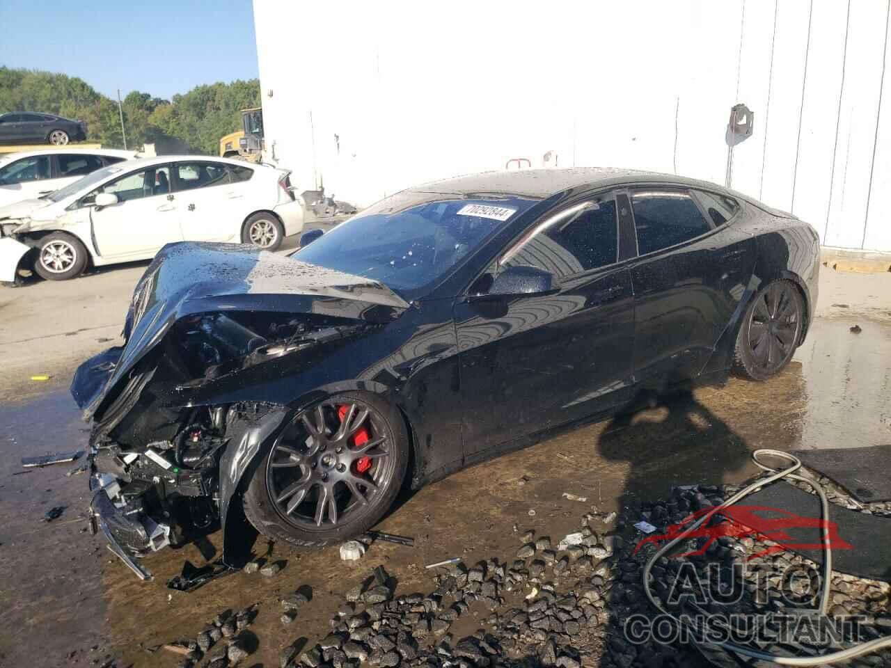 TESLA MODEL S 2023 - 5YJSA1E63PF524294