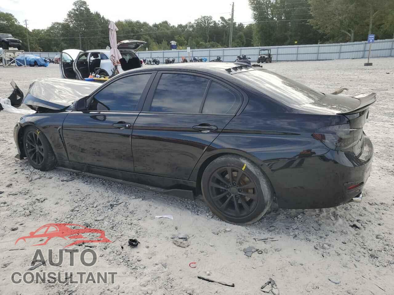 BMW 3 SERIES 2016 - WBA8E5G51GNU19102