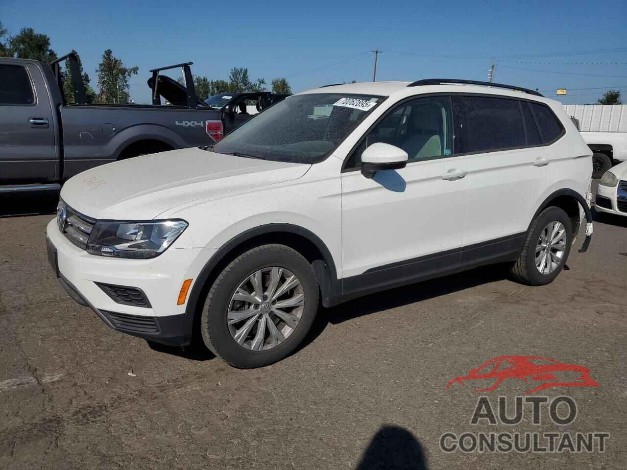 VOLKSWAGEN TIGUAN 2018 - 3VV0B7AX8JM082381