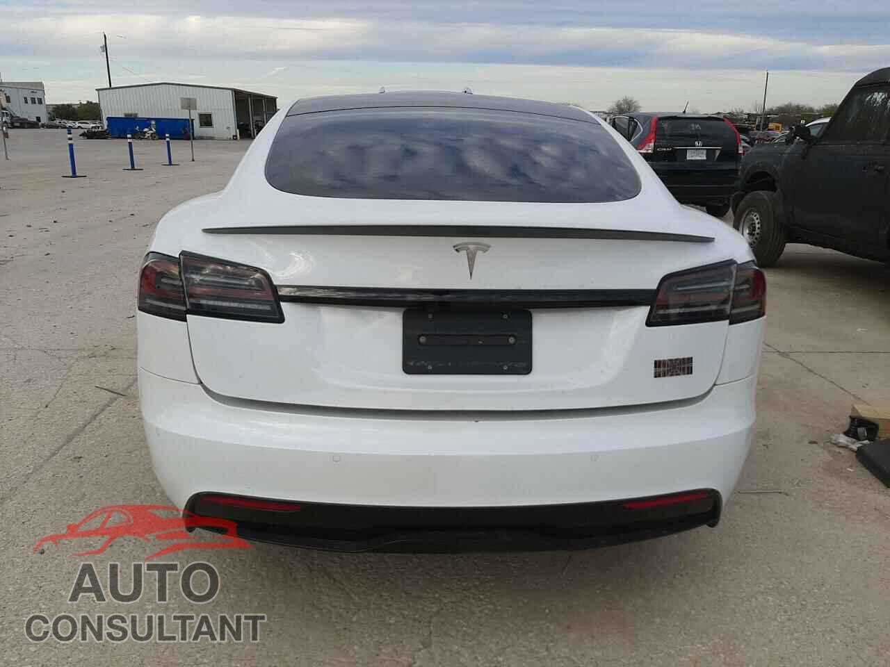 TESLA MODEL S 2022 - 5YJSA1E62NF477062
