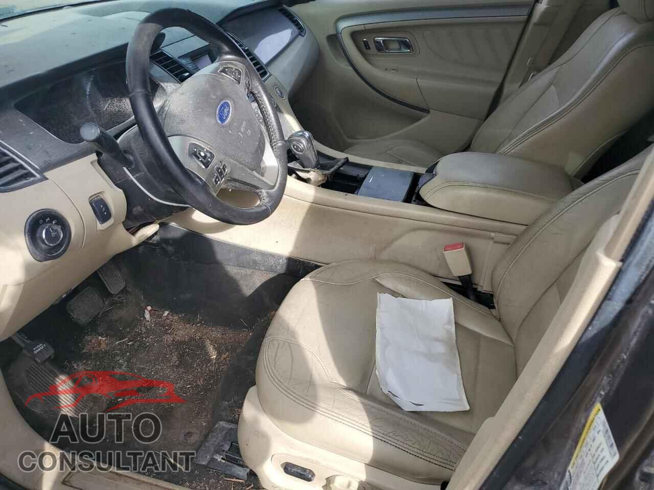 FORD TAURUS 2015 - 1FAHP2E82FG156975