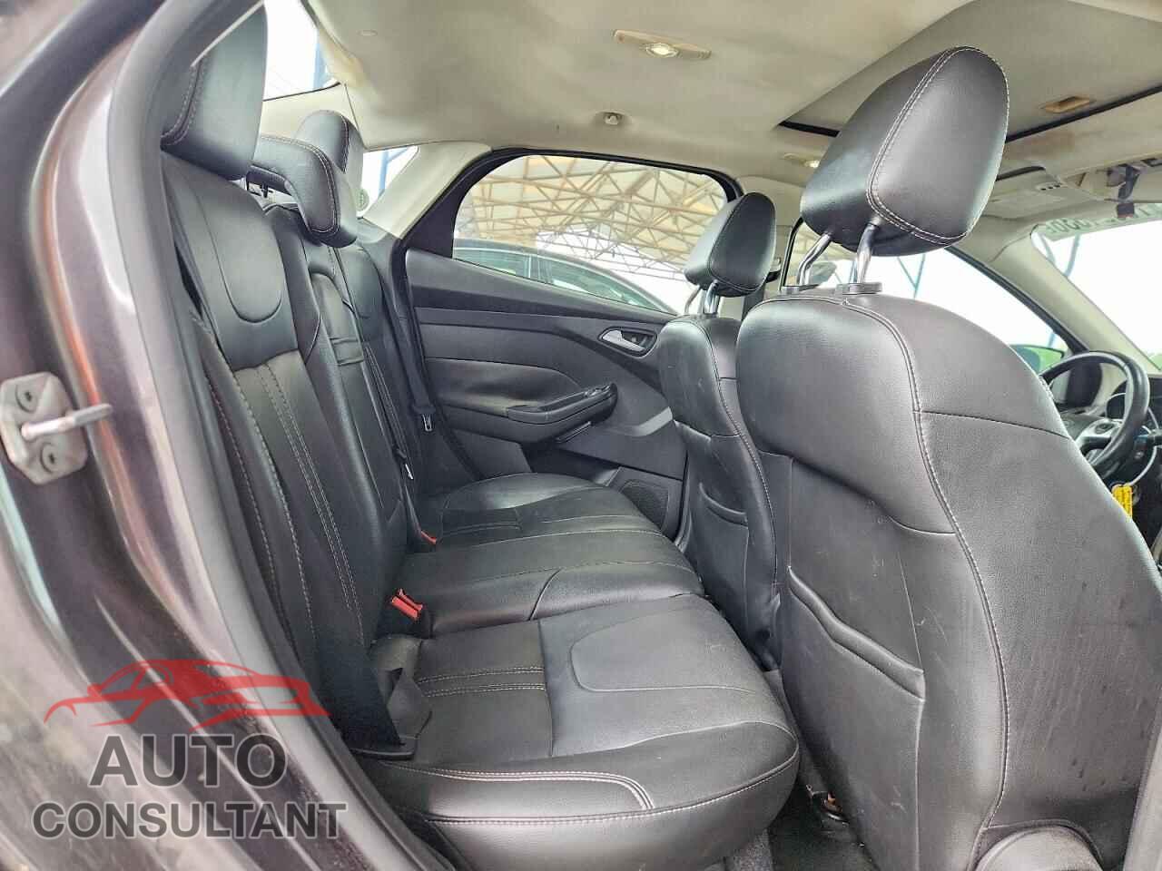FORD FOCUS 2012 - 1FAHP3H28CL200638