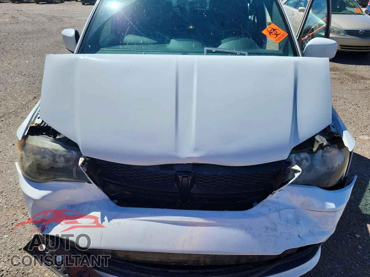DODGE CARAVAN 2015 - 2C4RDGBG0FR687719