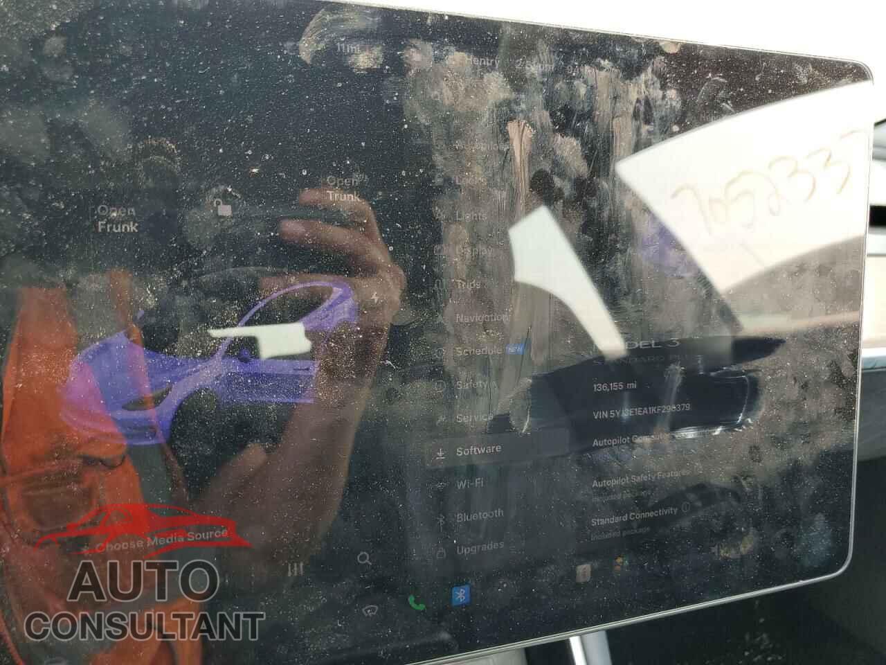 TESLA MODEL 3 2019 - 5YJ3E1EA1KF296379