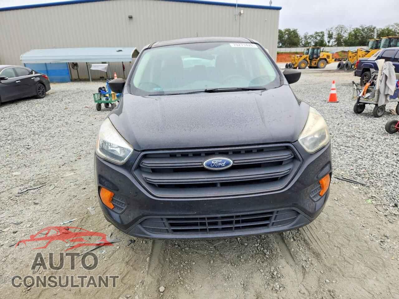 FORD ESCAPE 2017 - 1FMCU0F71HUC42964