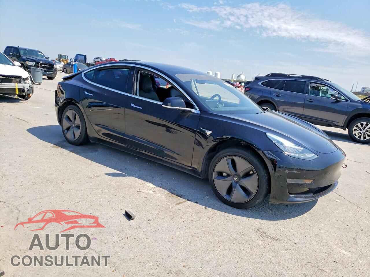 TESLA MODEL 3 2019 - 5YJ3E1EA4KF482899