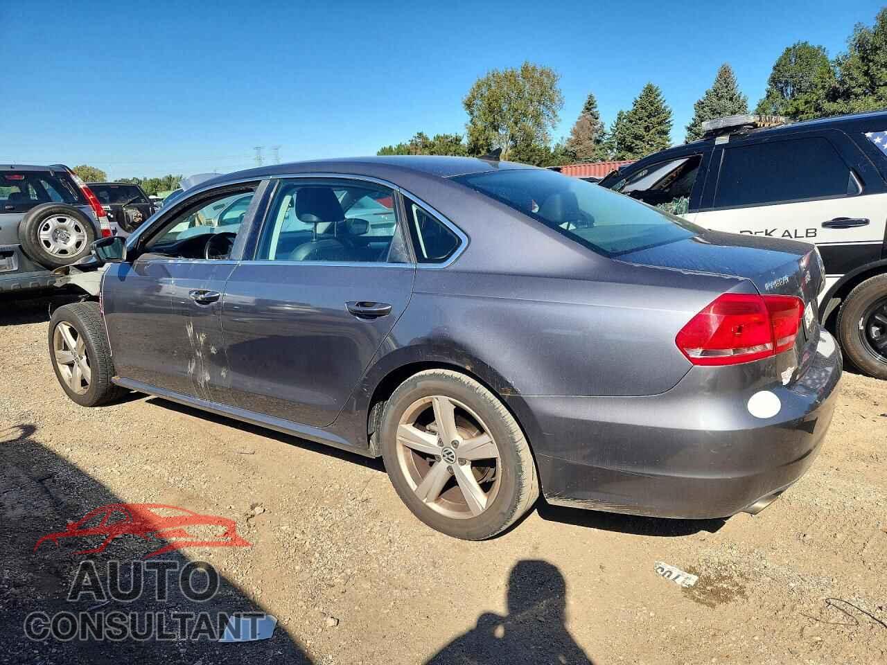 VOLKSWAGEN PASSAT 2013 - 1VWBP7A37DC026375