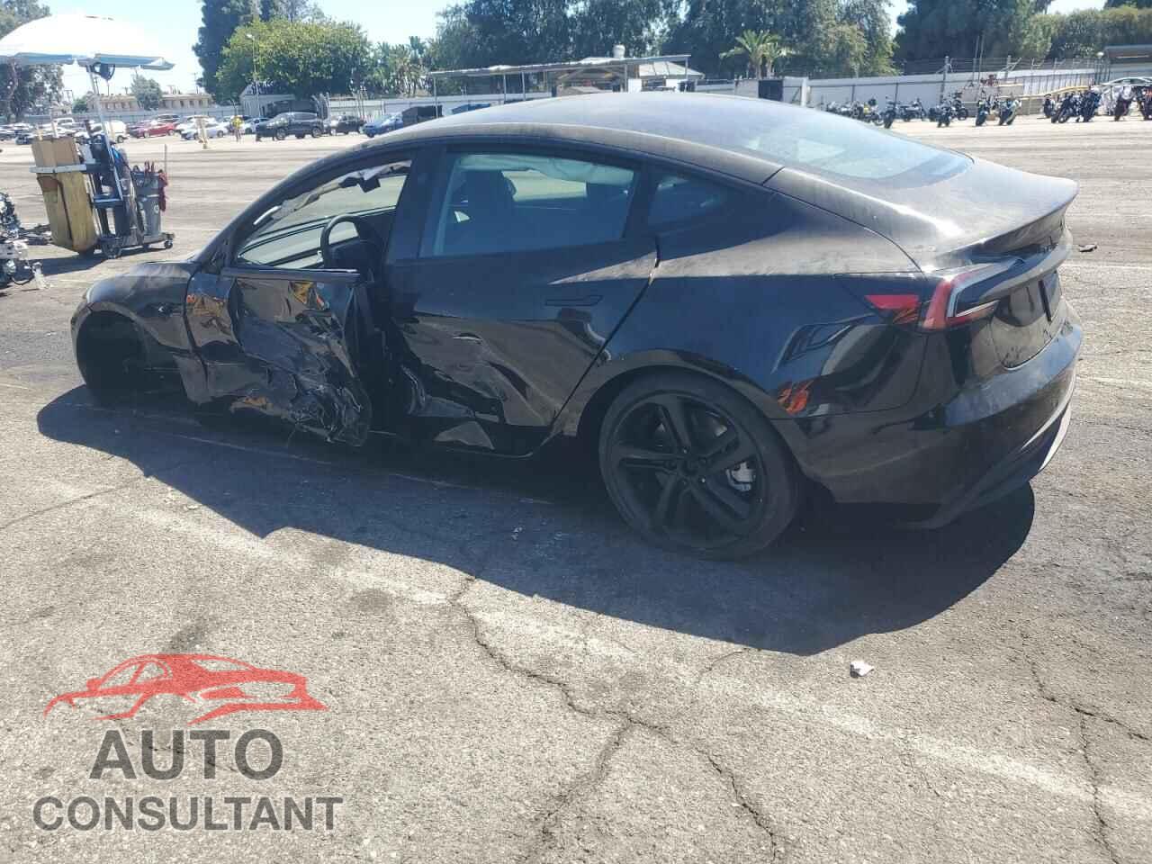 TESLA MODEL 3 2025 - 5YJ3E1EA7SF031885