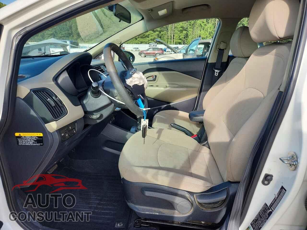 KIA RIO 2016 - KNADN4A35G6575279