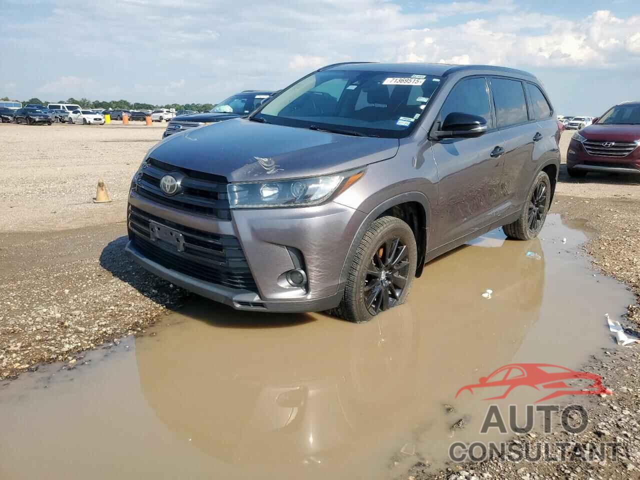 TOYOTA HIGHLANDER 2019 - 5TDKZRFH5KS318535