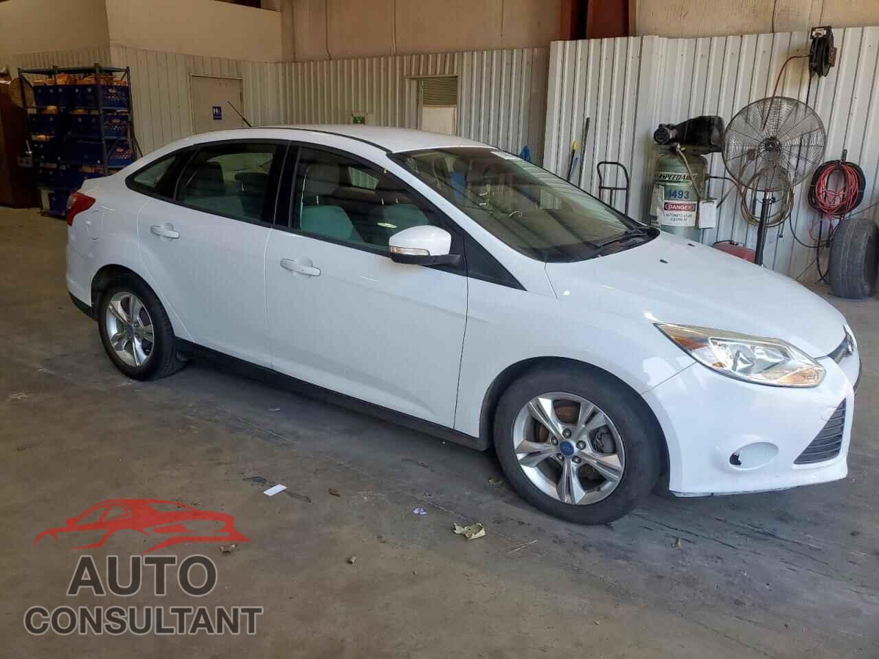 FORD FOCUS 2013 - 1FADP3F2XDL358935