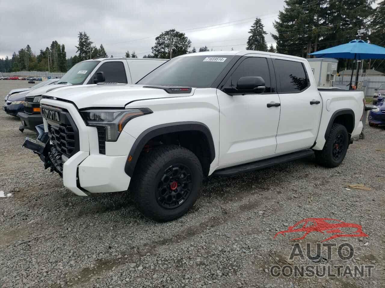 TOYOTA TUNDRA 2023 - 5TFPC5DB0PX023682