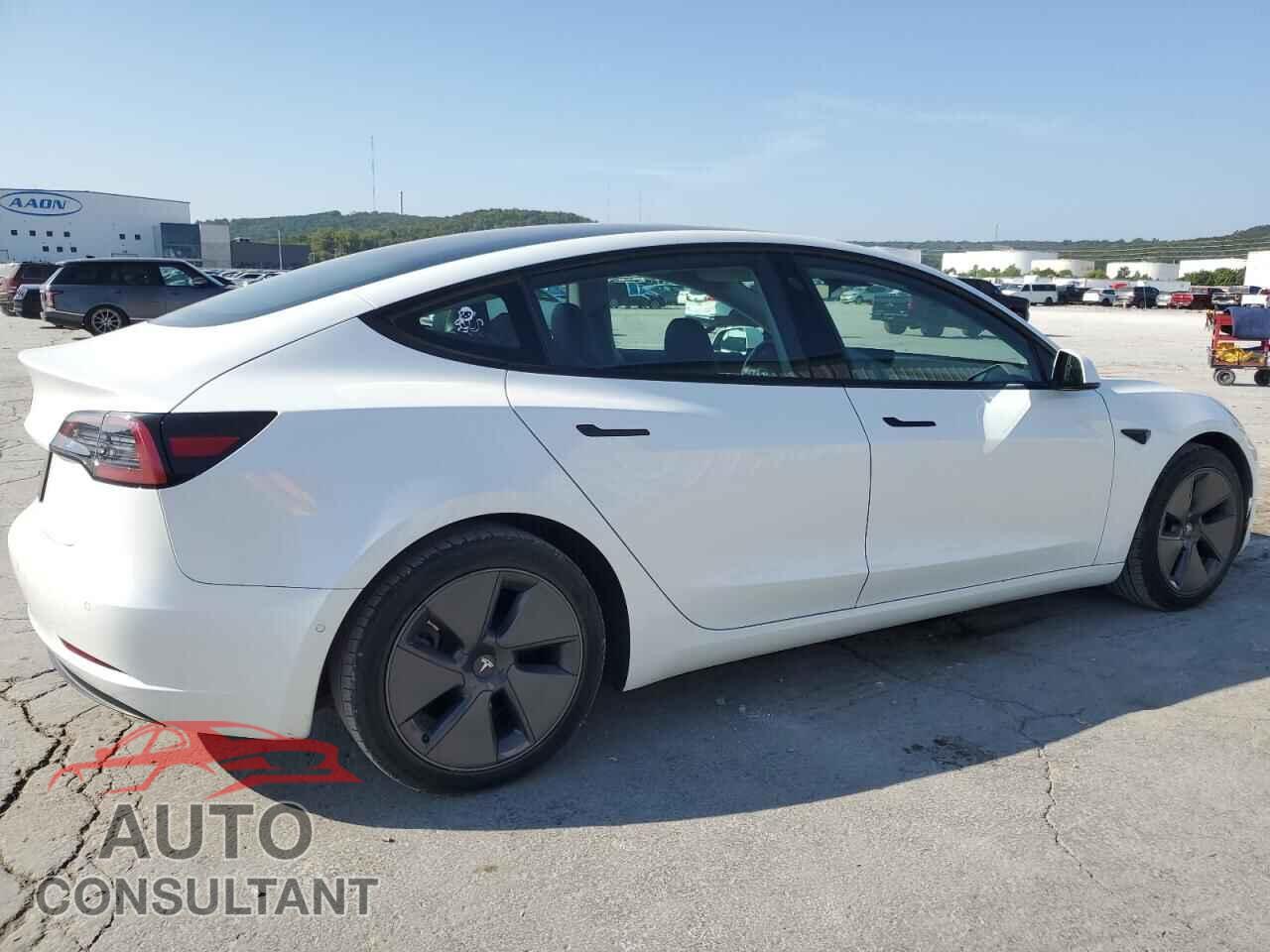 TESLA MODEL 3 2021 - 5YJ3E1EA1MF098212