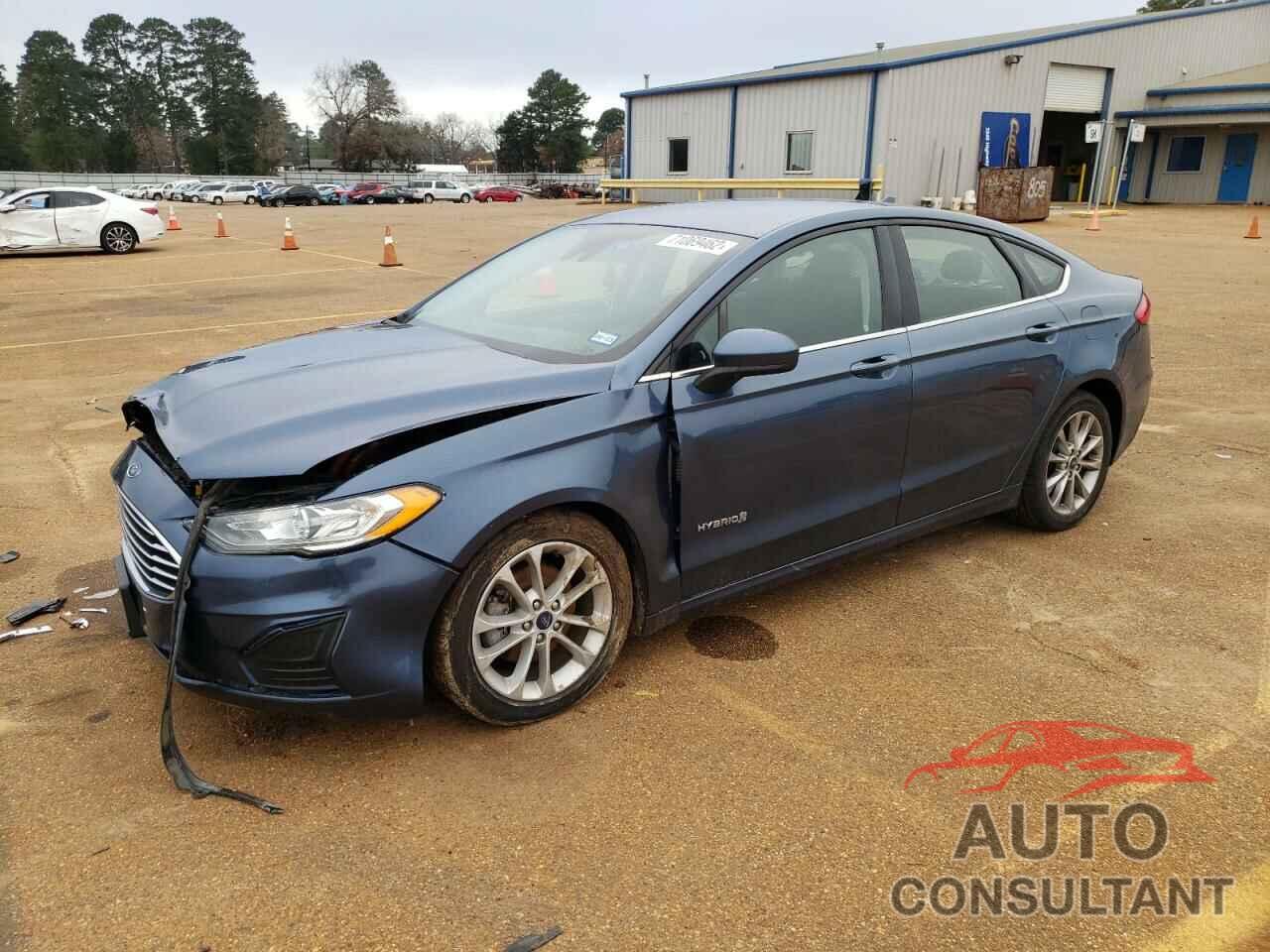 FORD FUSION 2019 - 3FA6P0LU5KR181318