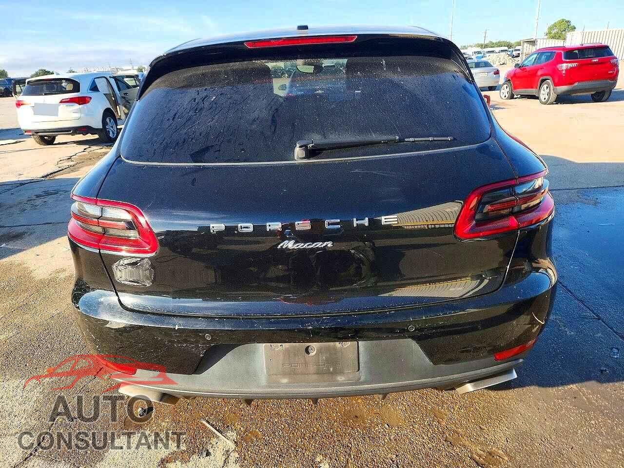 PORSCHE MACAN 2018 - WP1AA2A56JLB13263