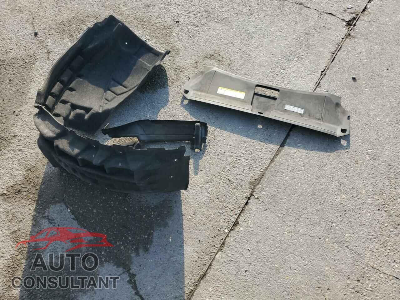 AUDI Q3 2016 - WA1BFCFS5GR017233