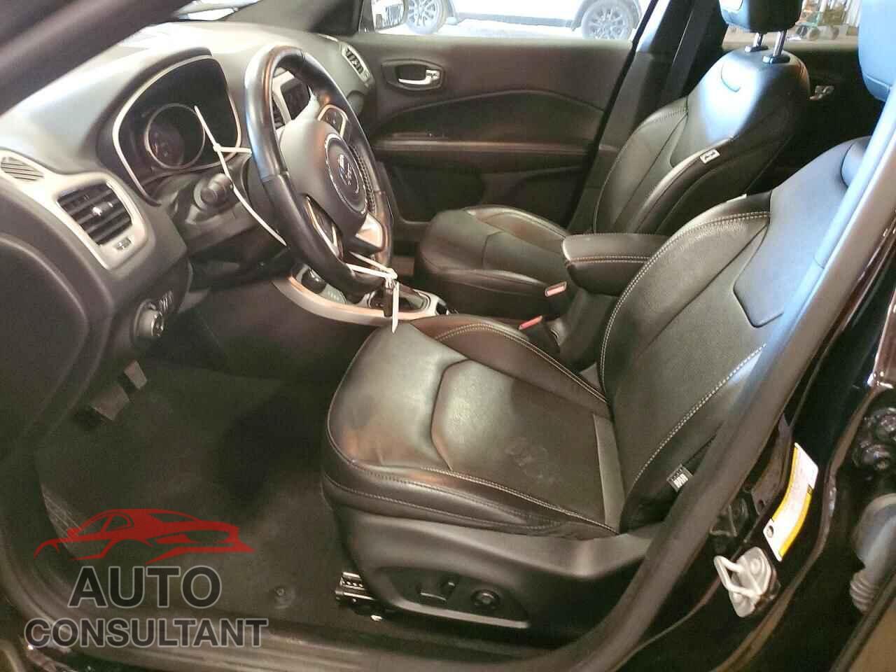 JEEP COMPASS 2021 - 3C4NJDEB6MT529031
