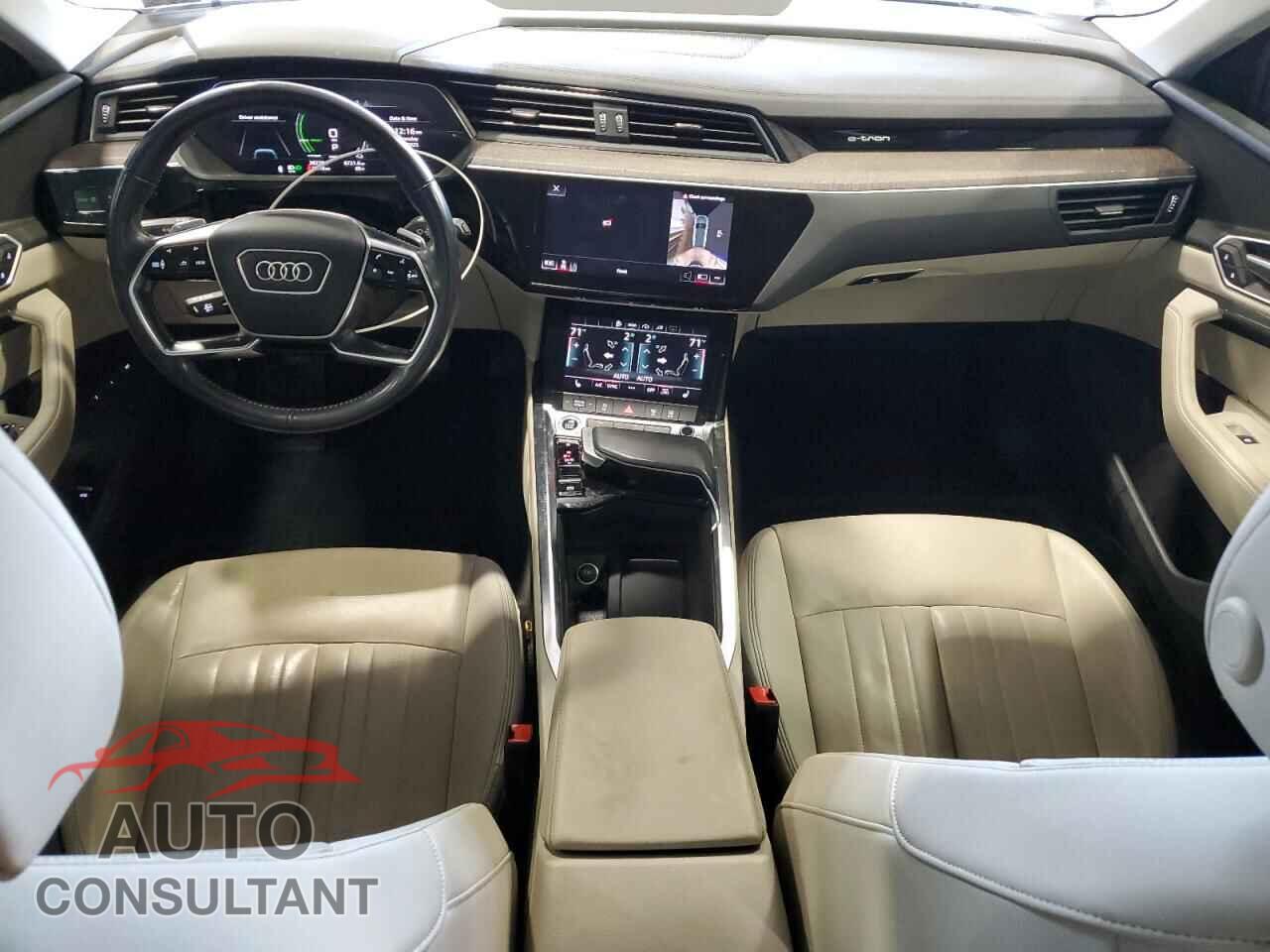 AUDI E-TRON 2021 - WA1AAAGE0MB030936