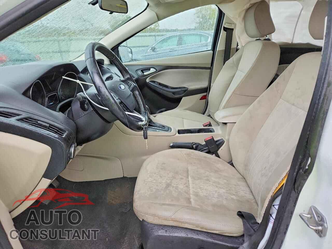 FORD FOCUS 2016 - 1FADP3F23GL279482