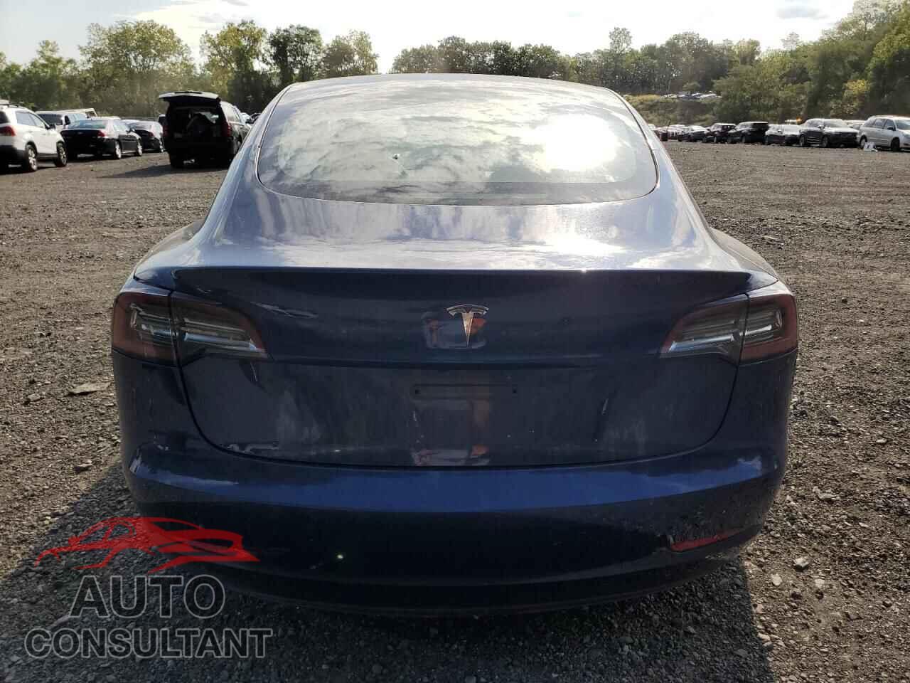 TESLA MODEL 3 2022 - 5YJ3E1EAXNF303849