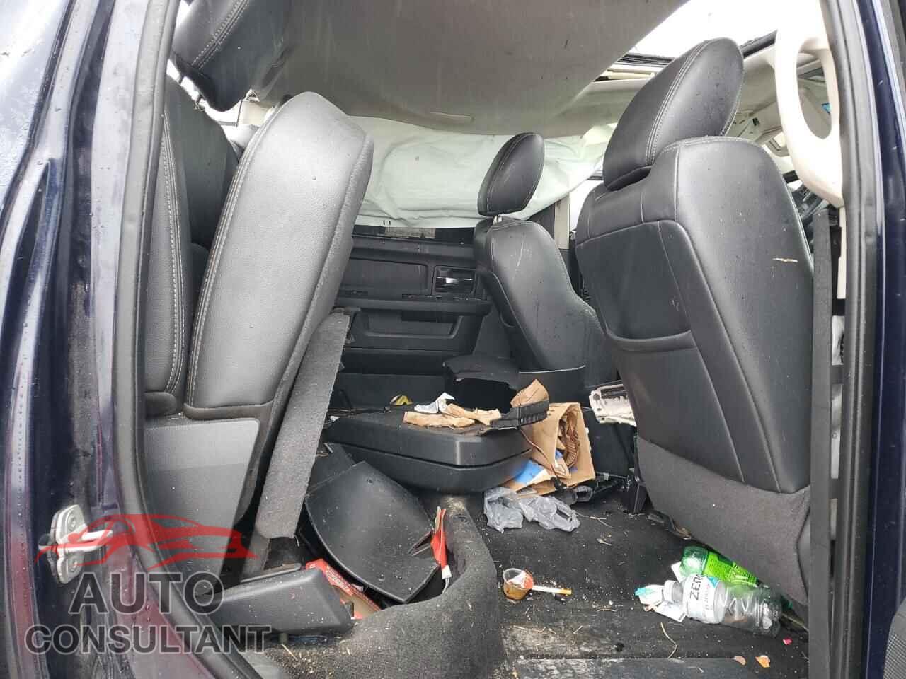 DODGE RAM 1500 2012 - 1C6RD7MT0CS173350