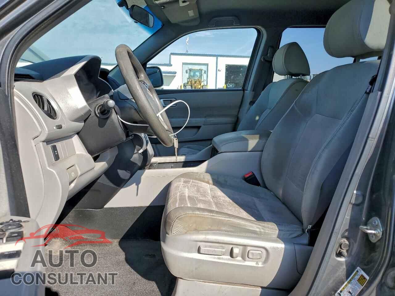 HONDA PILOT 2011 - 5FNYF3H45BB022364