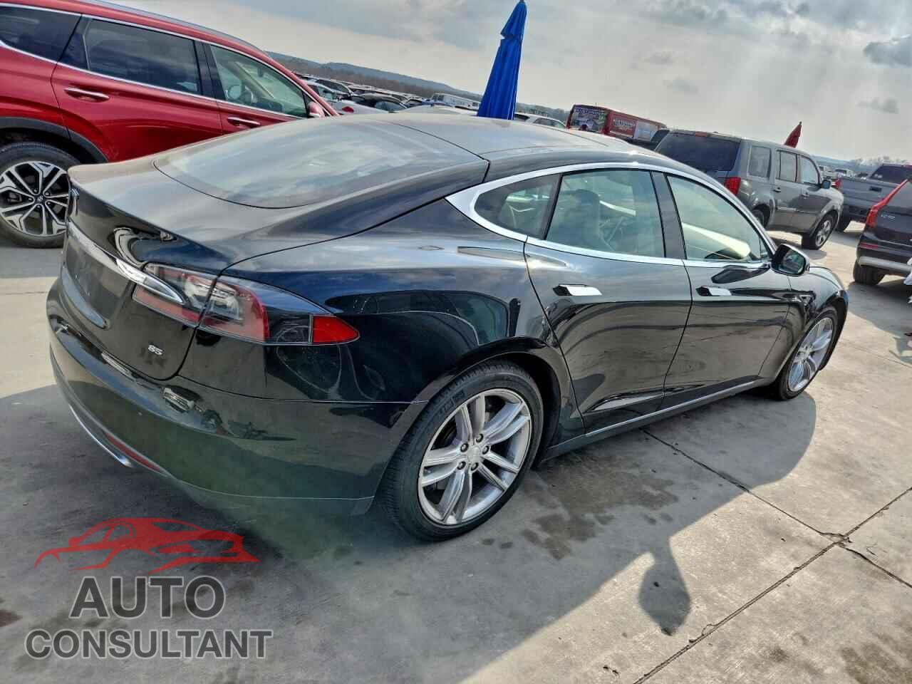 TESLA MODEL S 2013 - 5YJSA1CN3DFP07720