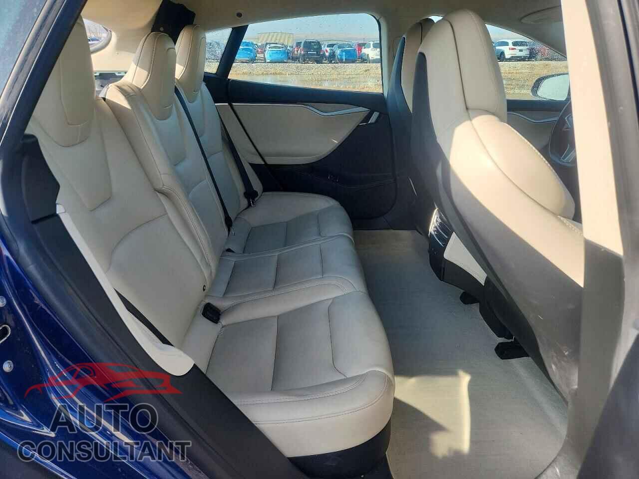 TESLA MODEL S 2018 - 5YJSA1E23JF245867