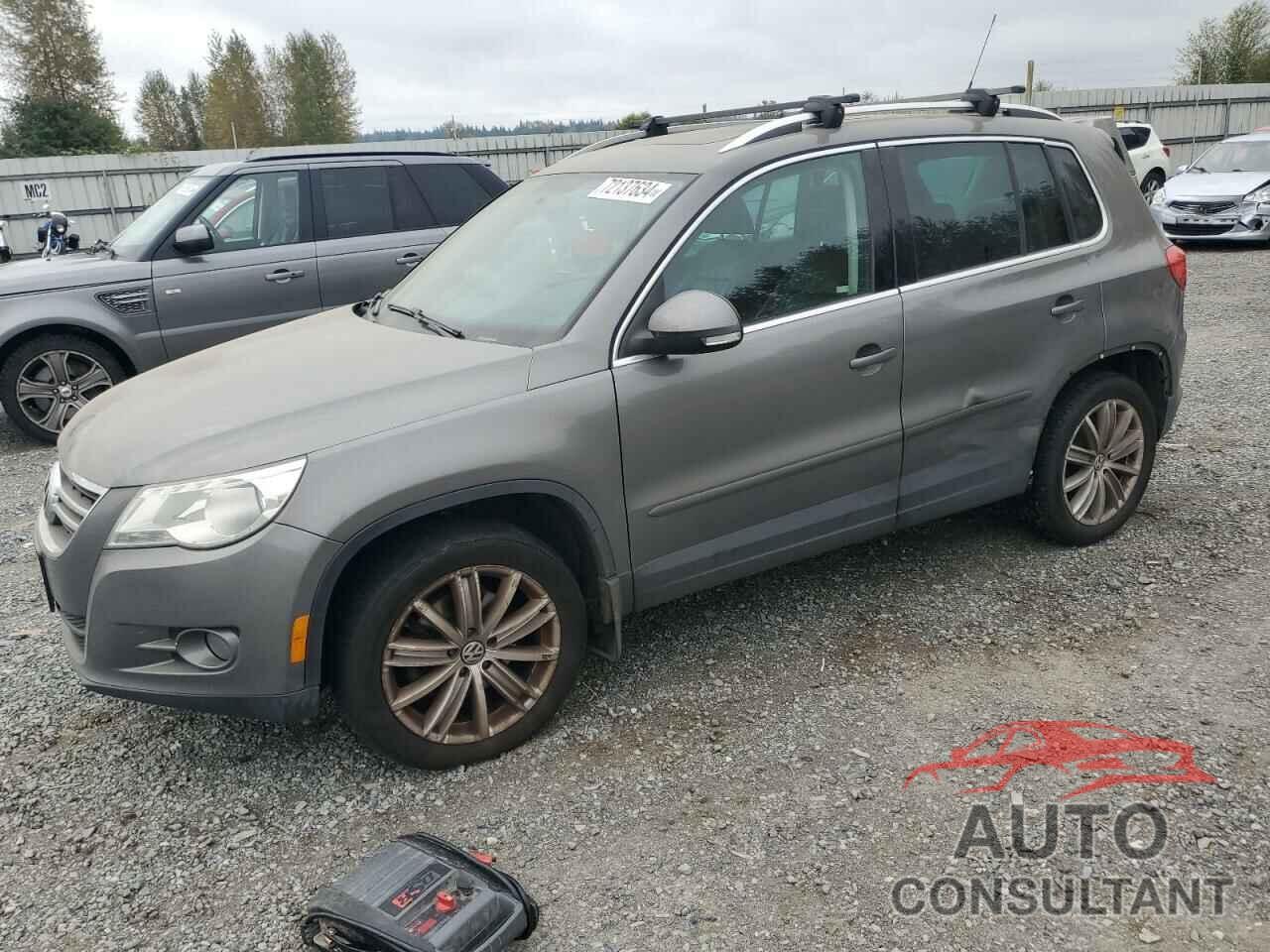 VOLKSWAGEN TIGUAN 2010 - WVGBV7AX2AW512643