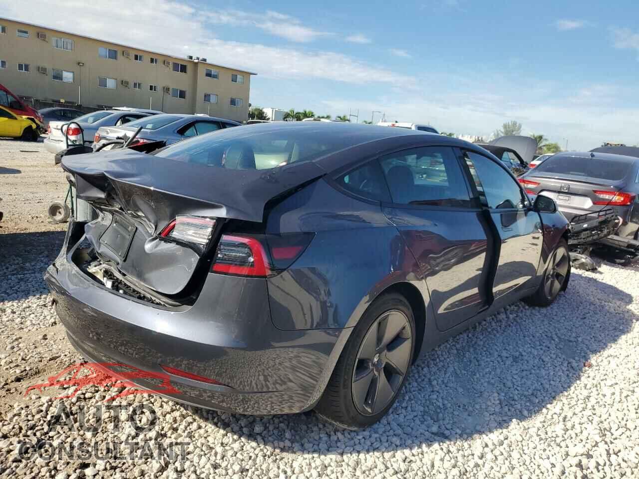 TESLA MODEL 3 2023 - 5YJ3E1EA4PF421981
