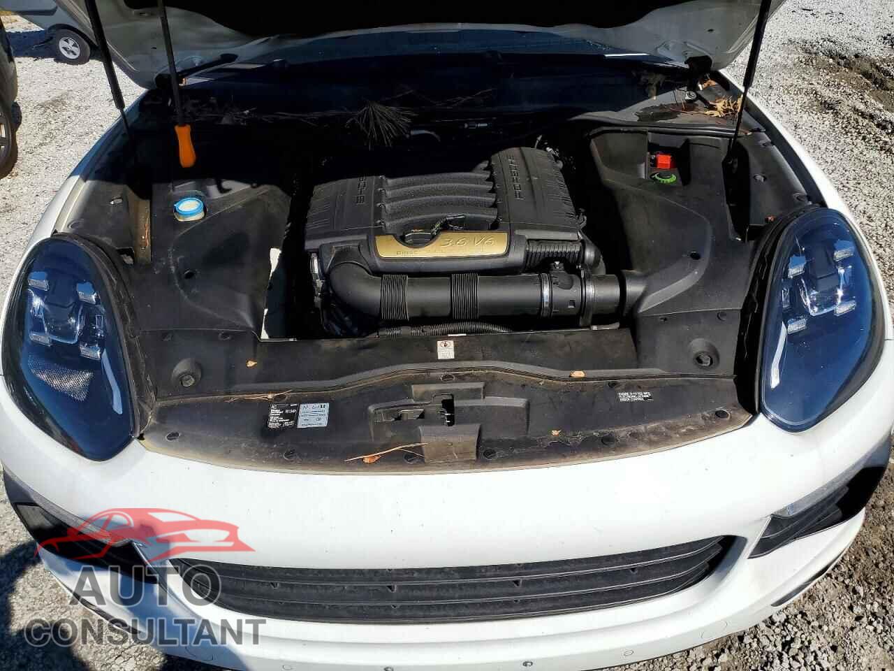 PORSCHE CAYENNE 2016 - WP1AA2A29GLA01927