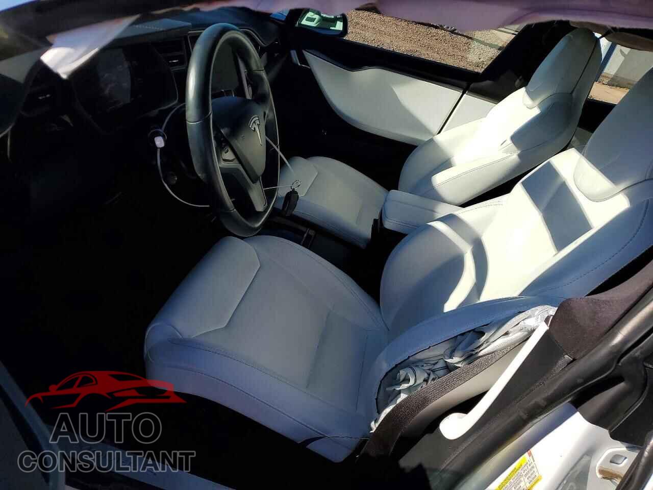 TESLA MODEL S 2018 - 5YJSA1E2XJF282933