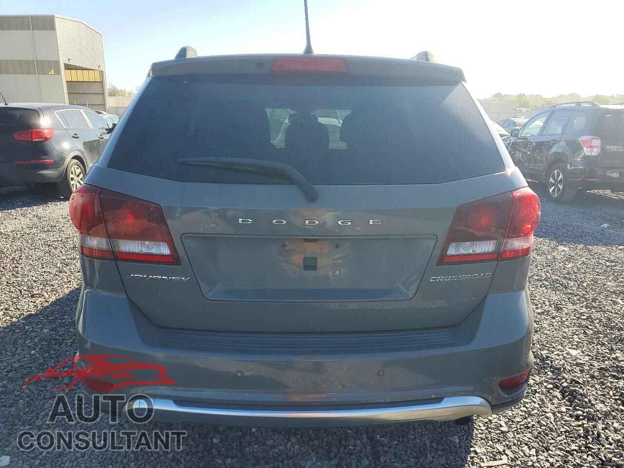 DODGE JOURNEY 2020 - 3C4PDCGB2LT270205