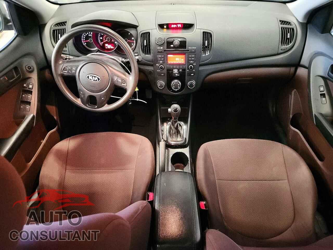 KIA FORTE 2011 - KNAFU4A21B5402862