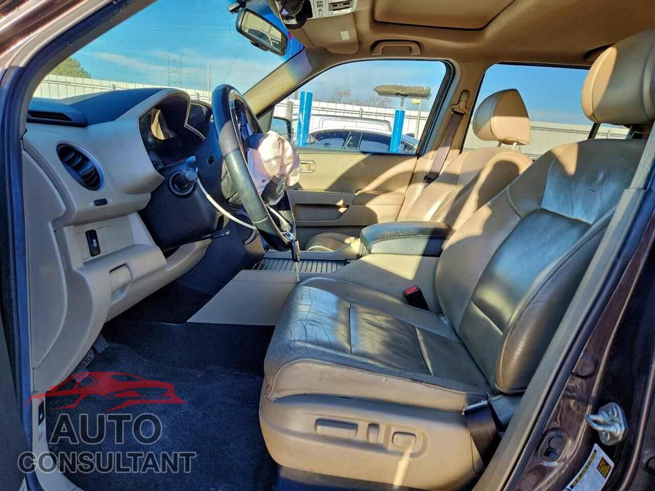 HONDA PILOT 2012 - 5FNYF4H50CB077014