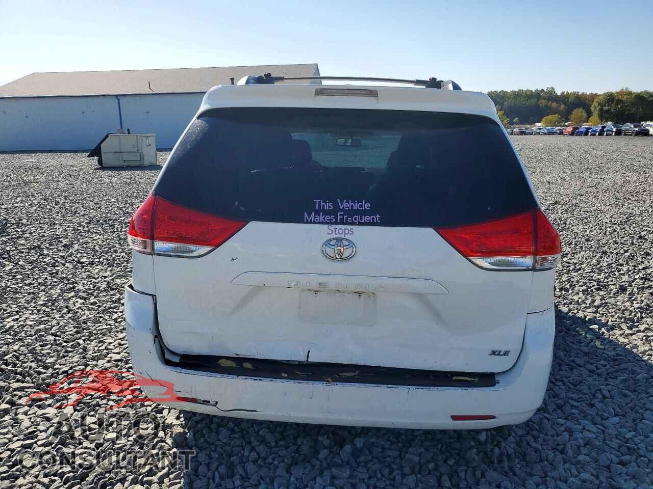 TOYOTA SIENNA 2012 - 5TDYK3DC3CS270652
