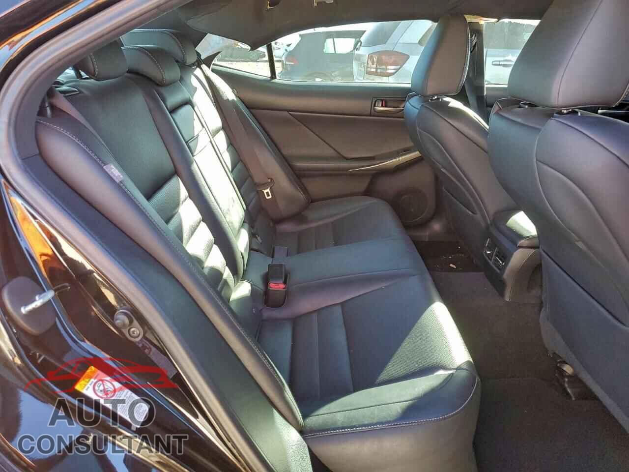 LEXUS IS 2017 - JTHBA1D26H5041642