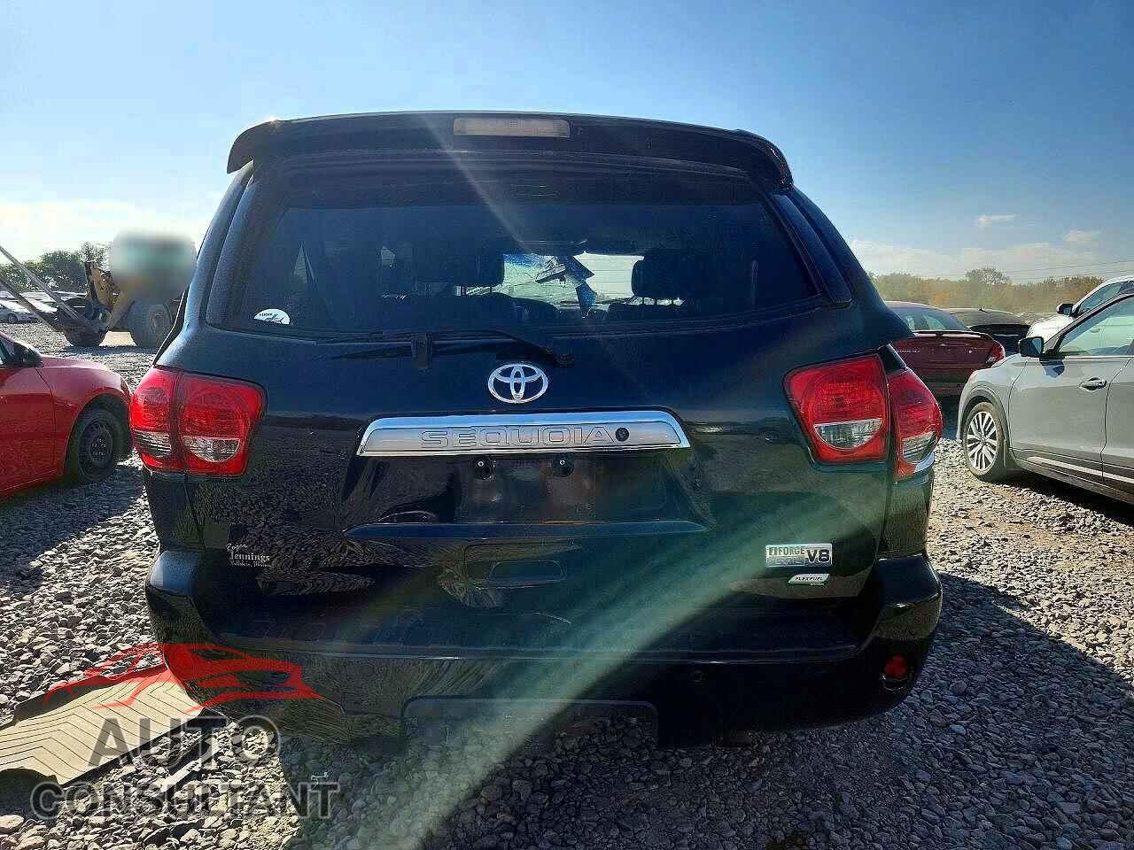 TOYOTA SEQUOIA 2011 - 5TDDW5G10BS044916