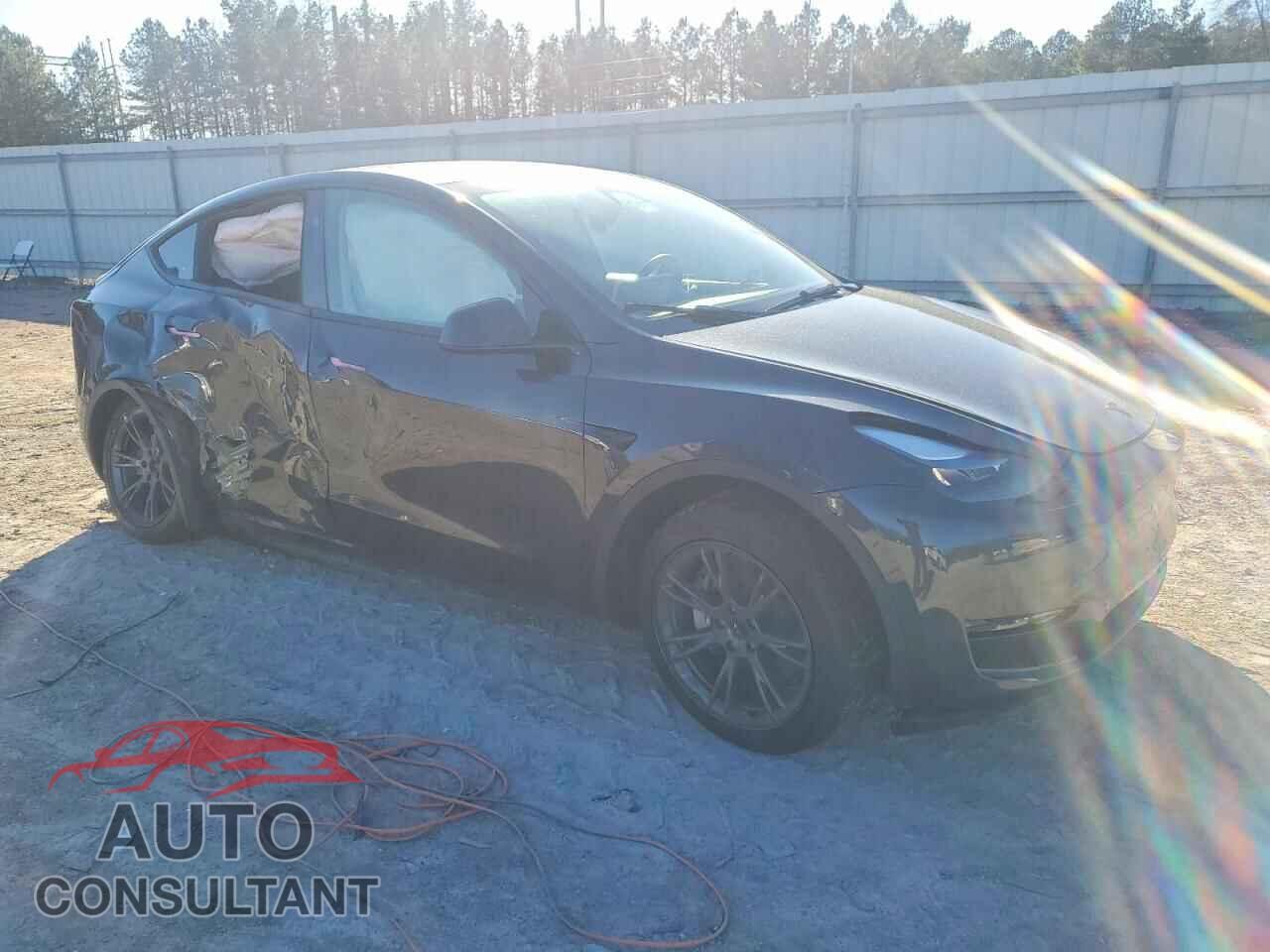 TESLA MODEL Y 2024 - 7SAYGDEDXRF155285
