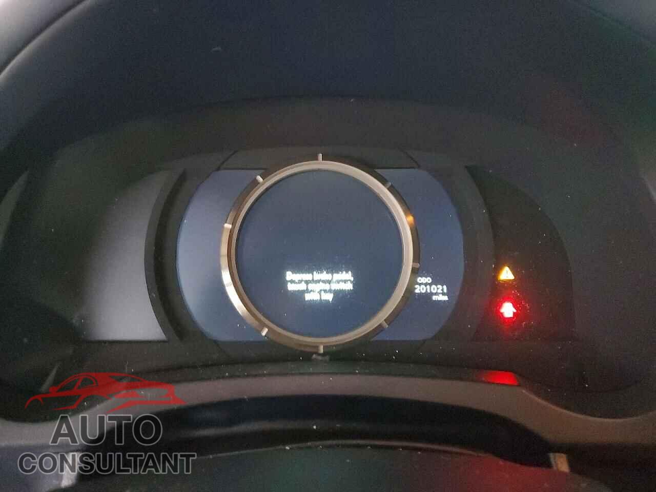 LEXUS IS 2014 - JTHCF1D28E5004528