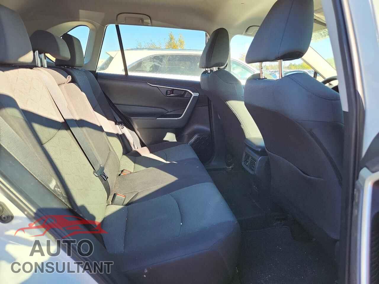 TOYOTA RAV4 2023 - 2T3B1RFVXPC381280