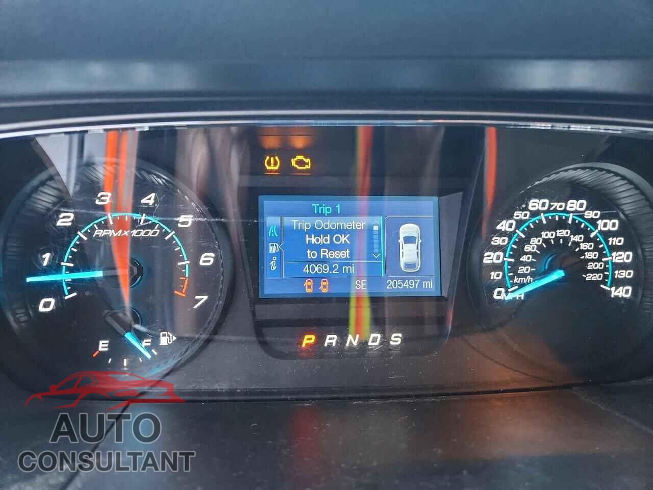 FORD TAURUS 2015 - 1FAHP2E82FG192245