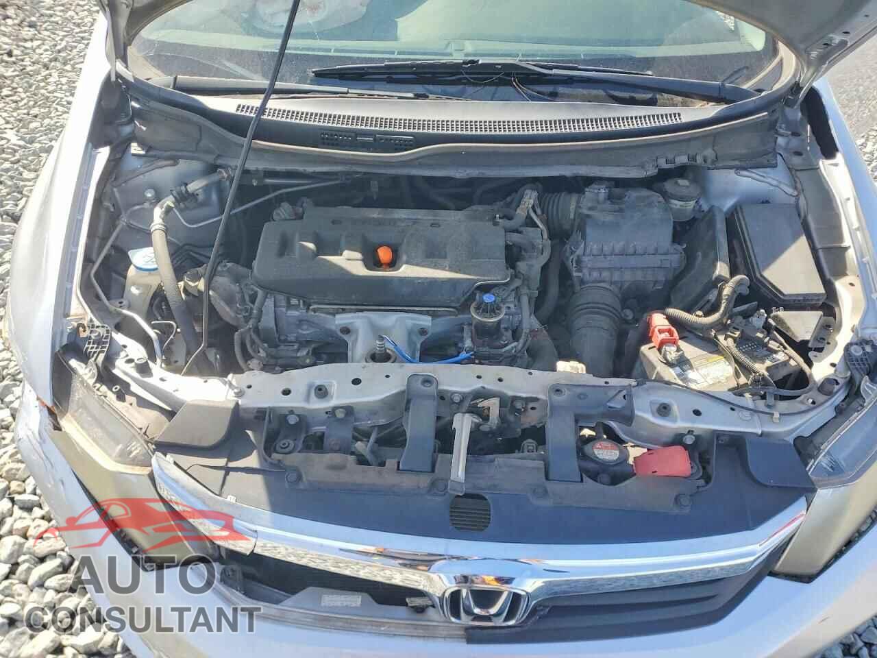 HONDA CIVIC 2012 - JHMFB2F5XCS000579