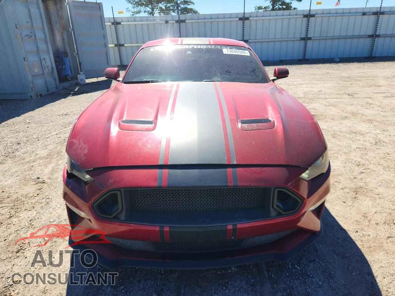 FORD MUSTANG 2018 - 1FA6P8CF3J5118641